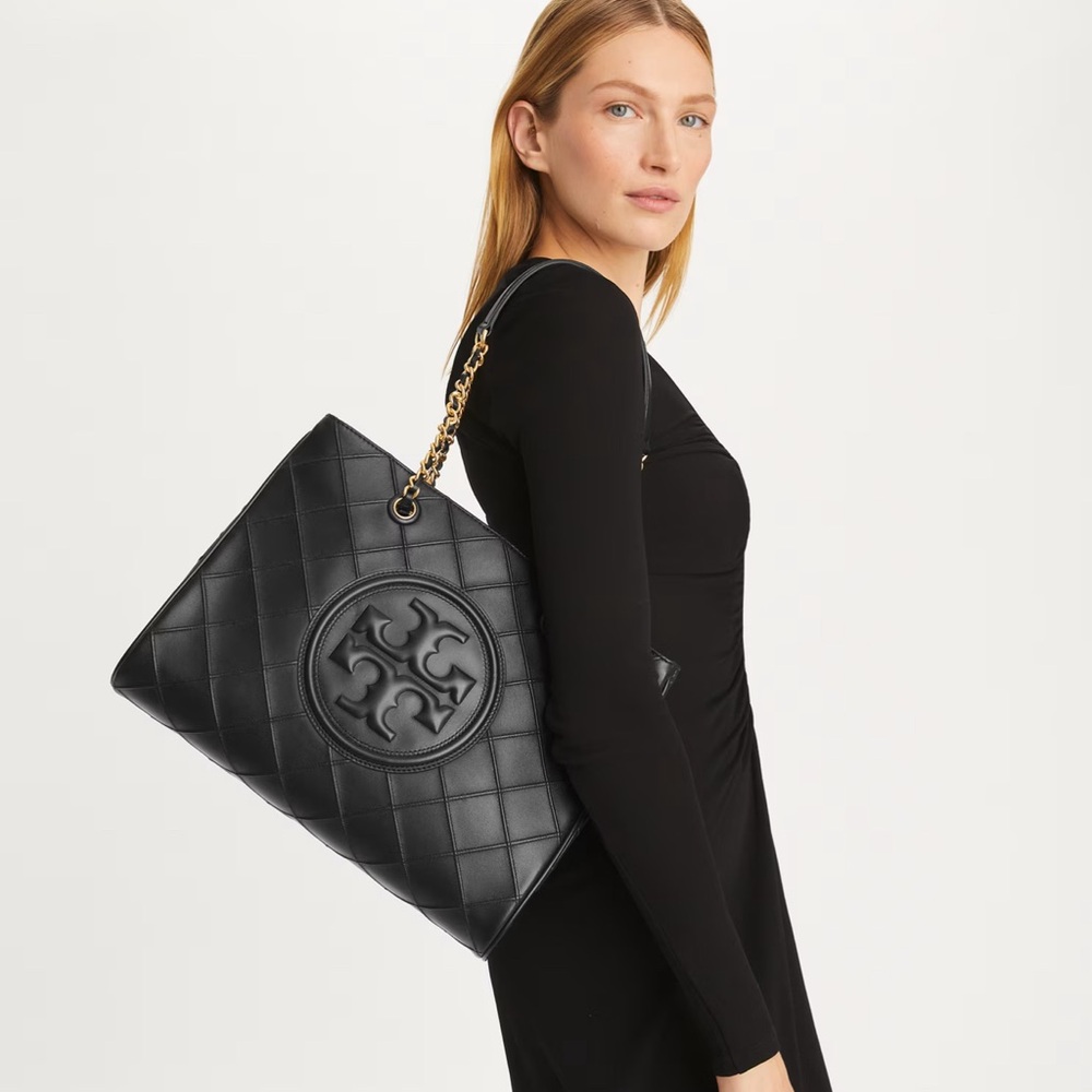 Tory Burch Fleming soft chain tote